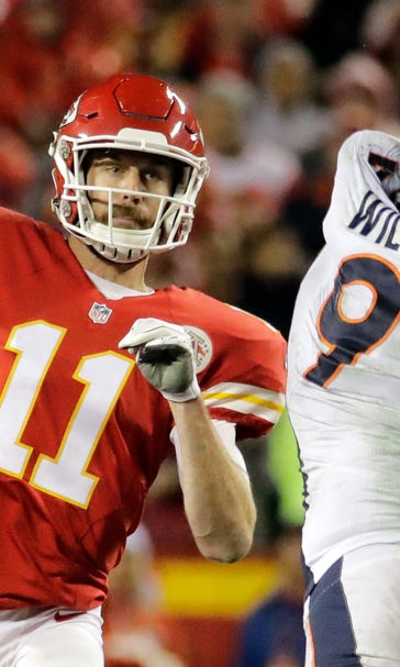 Chiefs' Smith keeps winning but can't shake debate about his ability